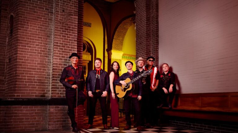 A Tribute to John Denver – Rocky Mountain High — theater in Roermond