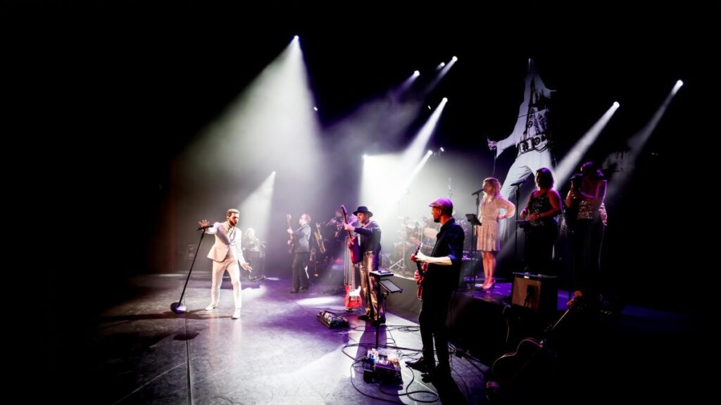 Bouke Rocks Elvis in Roermond